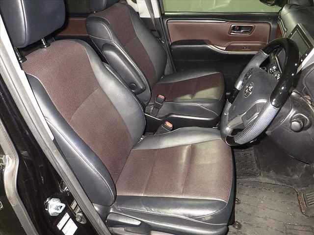 Toyota ESQUIRE 2017 7169756-9