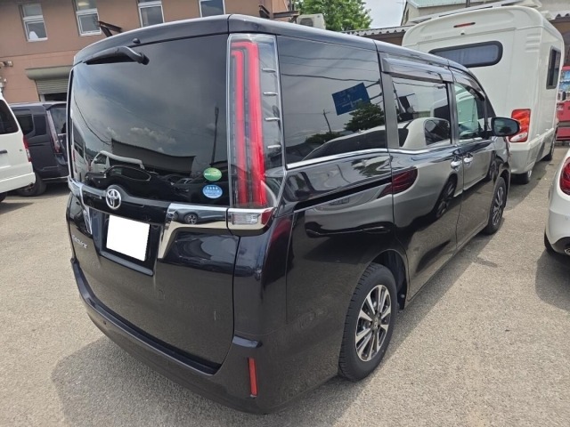 Toyota ESQUIRE 2020 7169776-1