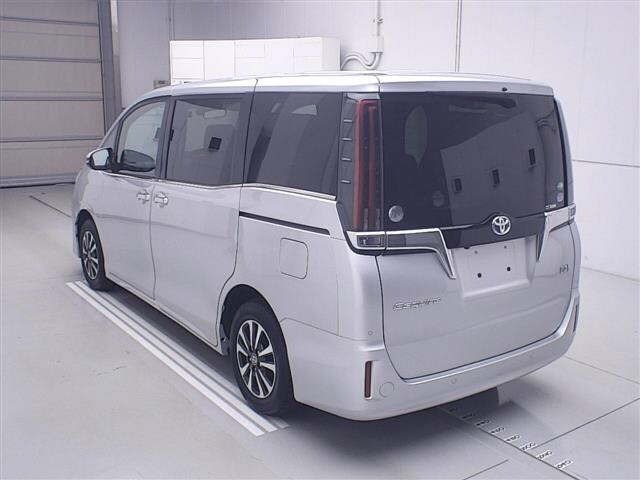 Toyota ESQUIRE 2020 7169884-1