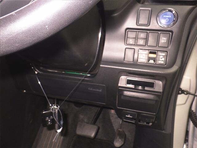 Toyota ESQUIRE 2020 7169884-8