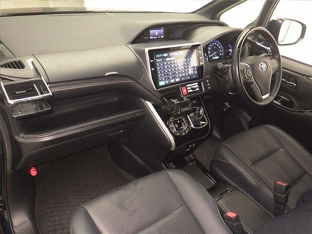 Toyota ESQUIRE 2018 7169908-4