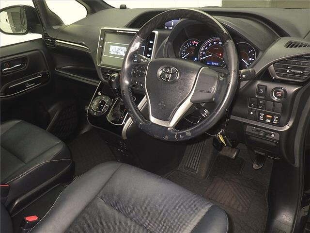 Toyota ESQUIRE 2017 7169984-3
