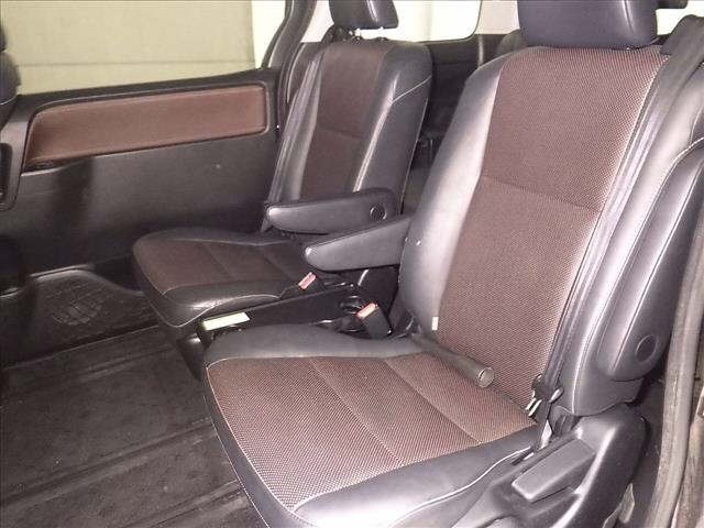 Toyota ESQUIRE 2015 7170013-7