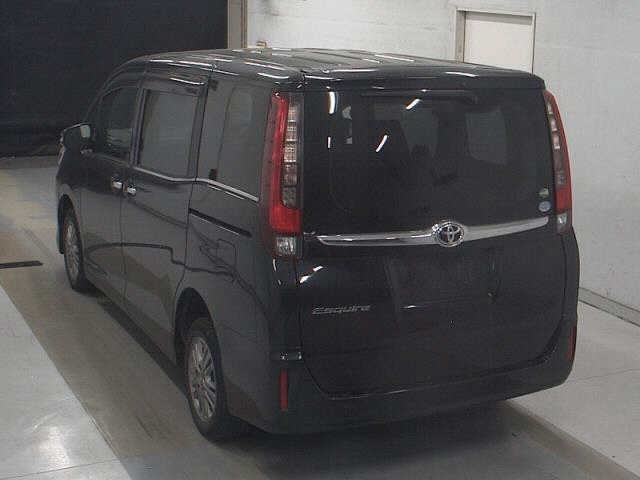 Toyota ESQUIRE 2015 7170070-1