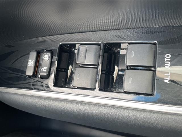 Toyota ESTIMA 2015 7172408-2