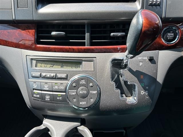 Toyota ESTIMA 2011 7172476-19