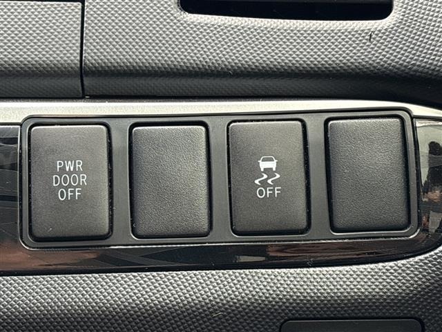 Toyota ESTIMA 2015 7172518-9