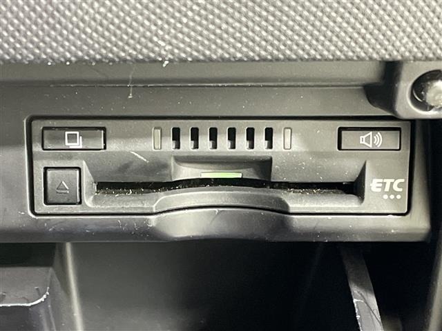 Toyota ESTIMA 2017 7172574-1