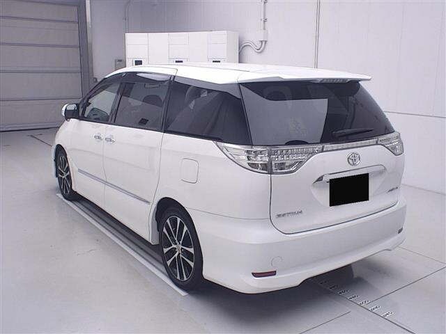 Toyota ESTIMA 2015 7172685-1
