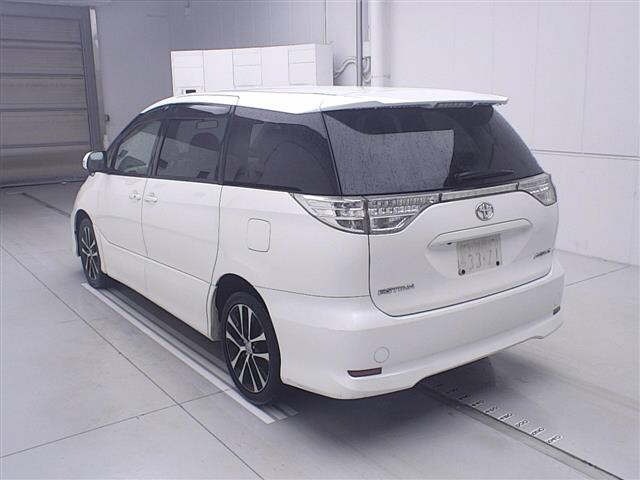 Toyota ESTIMA 2013 7172690-1