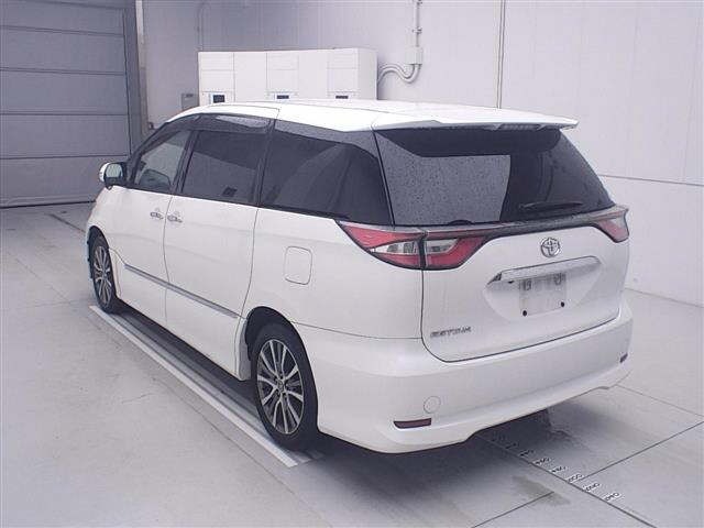 Toyota ESTIMA 2017 7172711-1