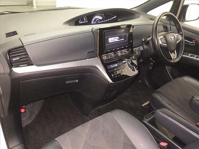Toyota ESTIMA 2017 7172711-4