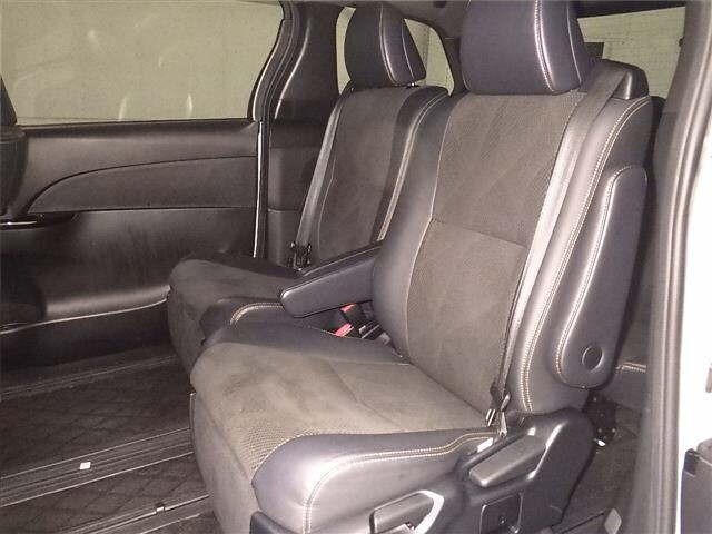Toyota ESTIMA 2017 7172711-7