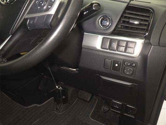 Toyota ESTIMA 2017 7172719-9