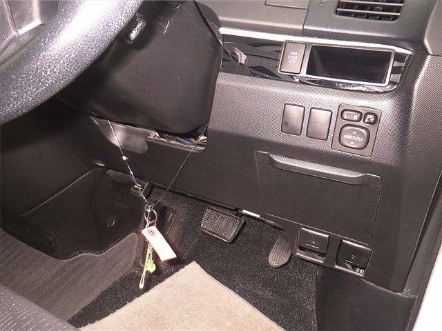 Toyota ESTIMA 2013 7172721-9