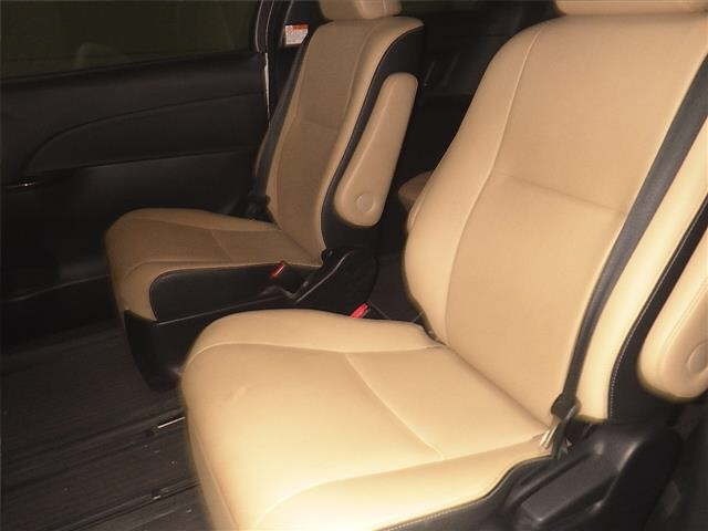 Toyota ESTIMA 2019 7172812-7