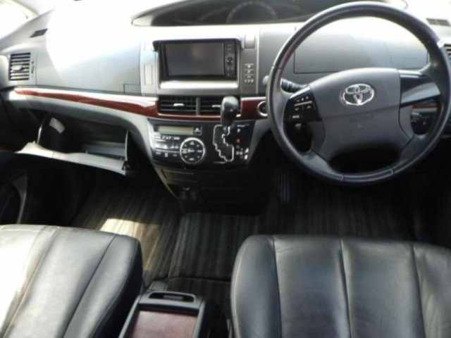 Toyota ESTIMA 2013 7172842-3