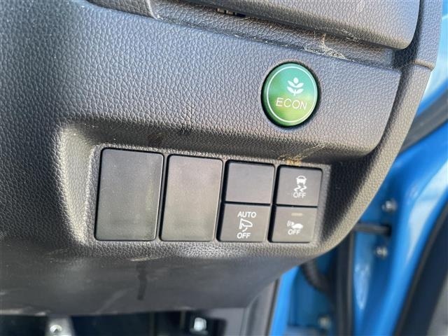 Honda FIT 2017 7181370-11