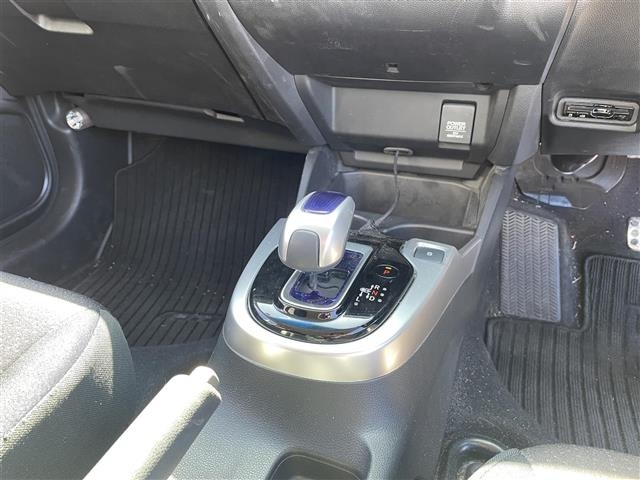 Honda FIT 2017 7181370-12