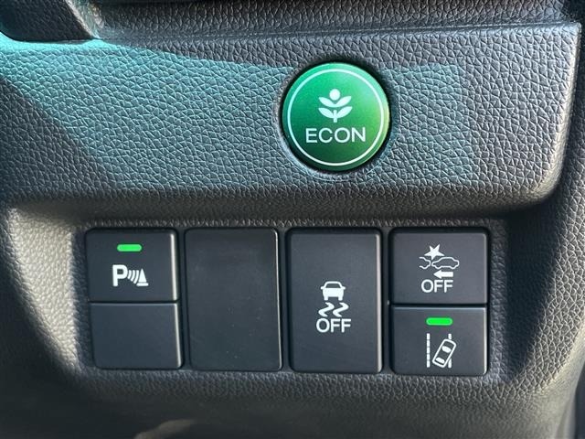 Honda FIT 2017 7181388-3