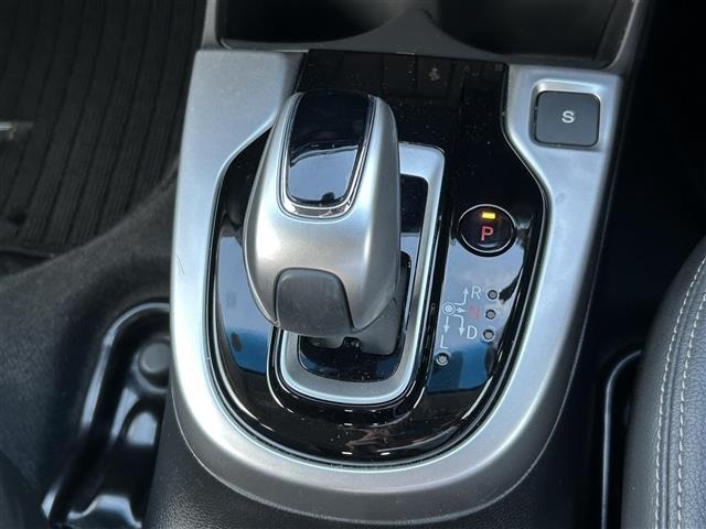 Honda FIT 2018 7181397-1