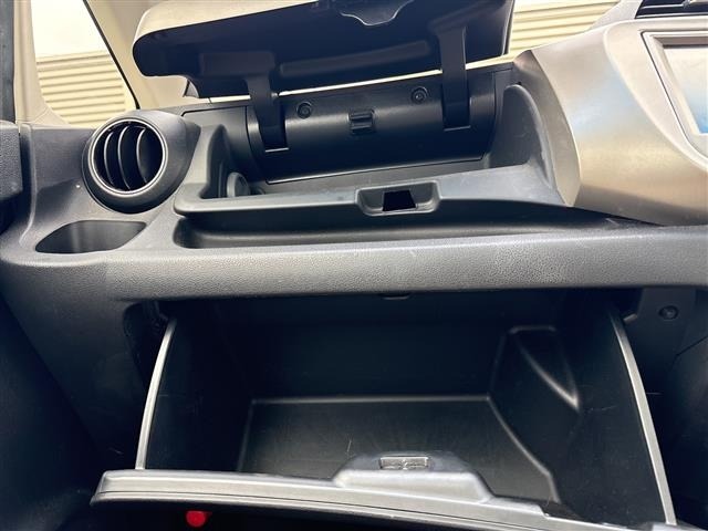 Honda FIT 2010 7181444-6