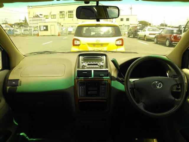 Toyota GAIA 2003 7183070-8