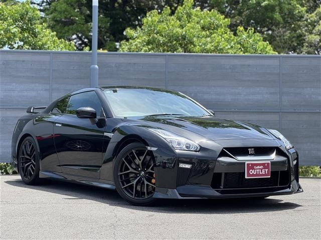 Nissan GT-R 2017 7182953-0