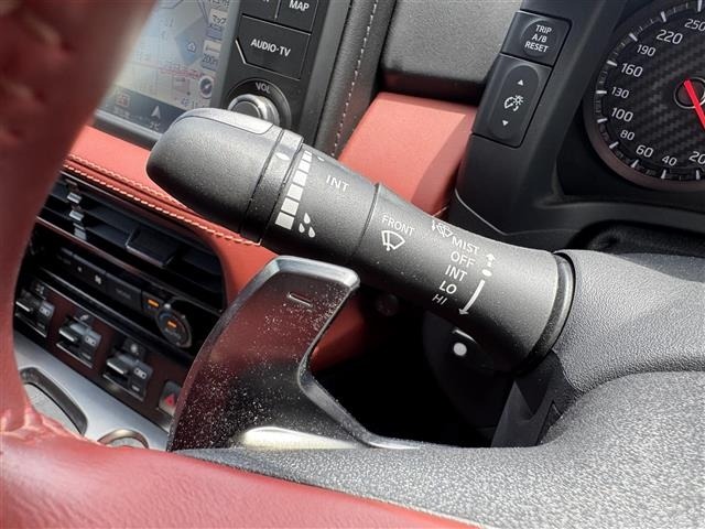 Nissan GT-R 2017 7182953-6