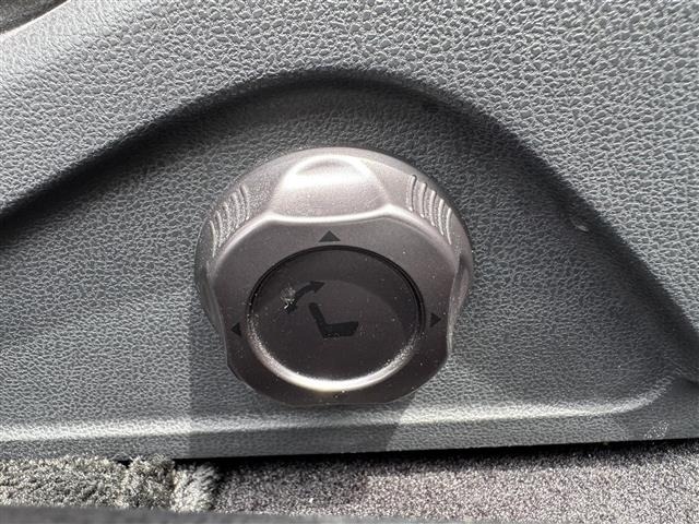 Nissan GT-R 2017 7182953-9