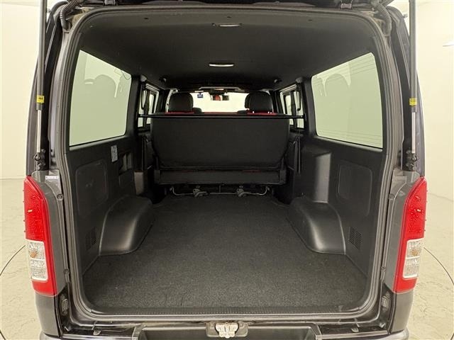 Toyota HIACE VAN 2022 7172086-12