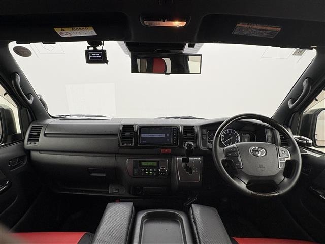 Toyota HIACE VAN 2022 7172086-15