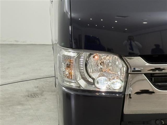 Toyota HIACE VAN 2022 7172086-20