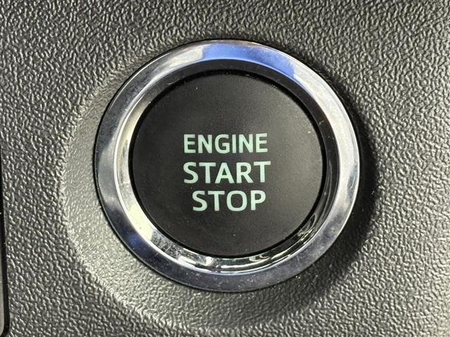 Toyota HIACE VAN 2022 7172086-9