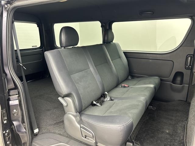 Toyota HIACE VAN 2022 7172097-10