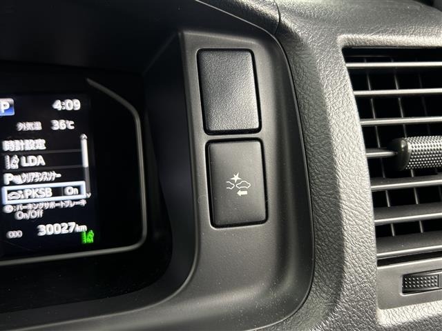 Toyota HIACE VAN 2022 7172097-8