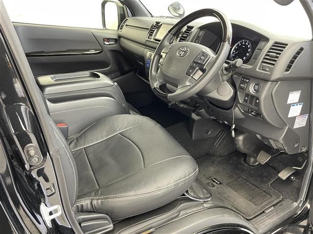 Toyota HIACE VAN 2020 7172098-2