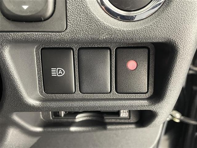 Toyota HIACE VAN 2020 7172098-23