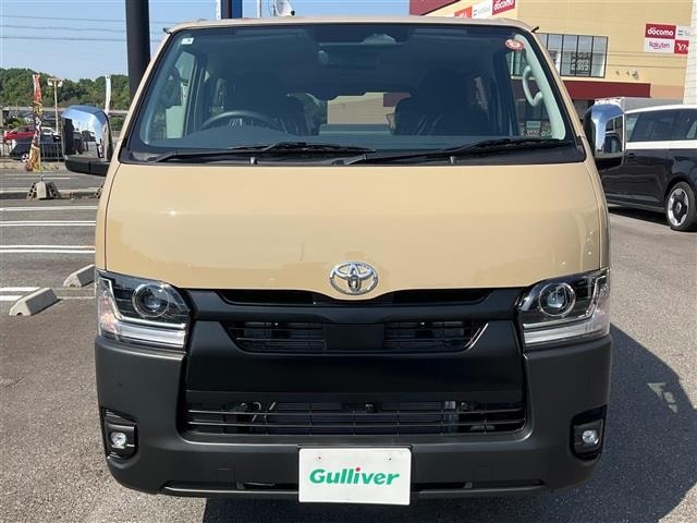 Toyota HIACE VAN 2026 7172101-16