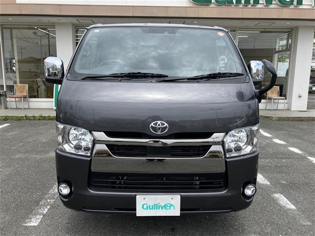 Toyota HIACE VAN 2020 7172102-17
