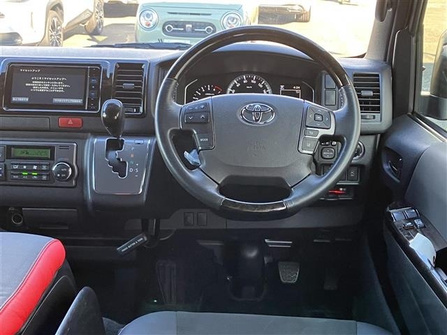 Toyota HIACE VAN 2020 7172102-5