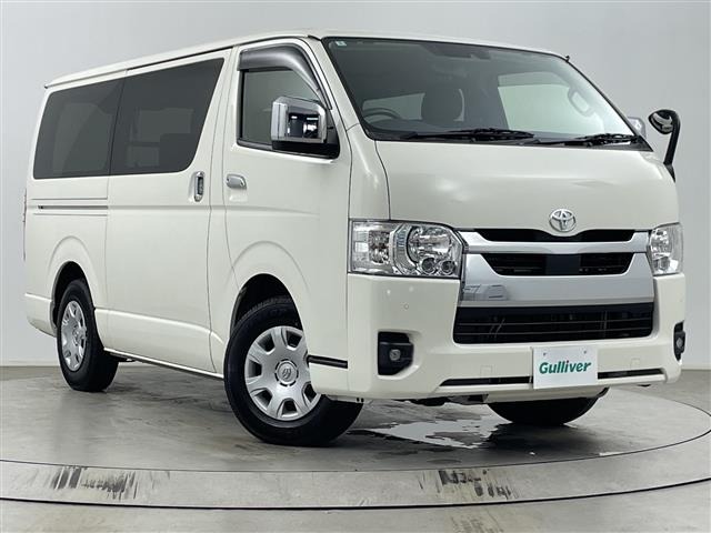 Toyota HIACE VAN 2023 7172110-0