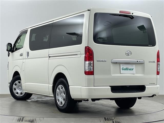 Toyota HIACE VAN 2023 7172110-13