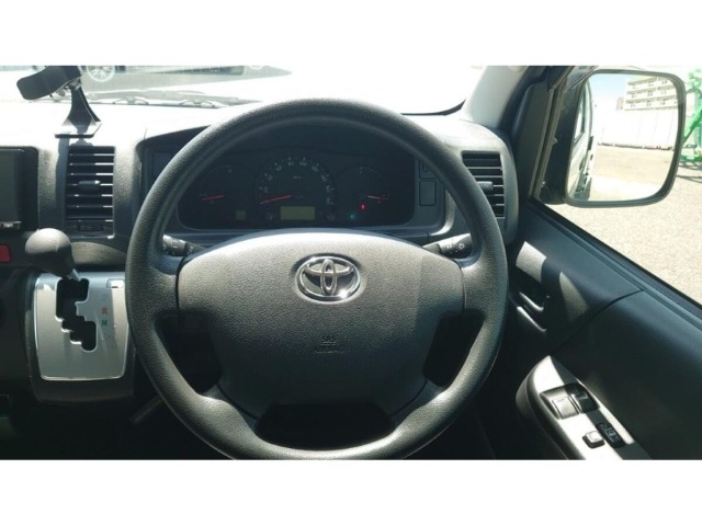 Toyota HIACE VAN 2016 7172165-10