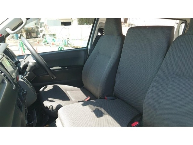 Toyota HIACE VAN 2016 7172165-16