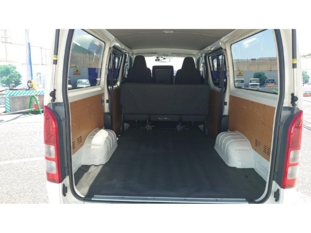 Toyota HIACE VAN 2016 7172165-19