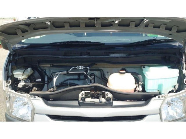 Toyota HIACE VAN 2016 7172165-26
