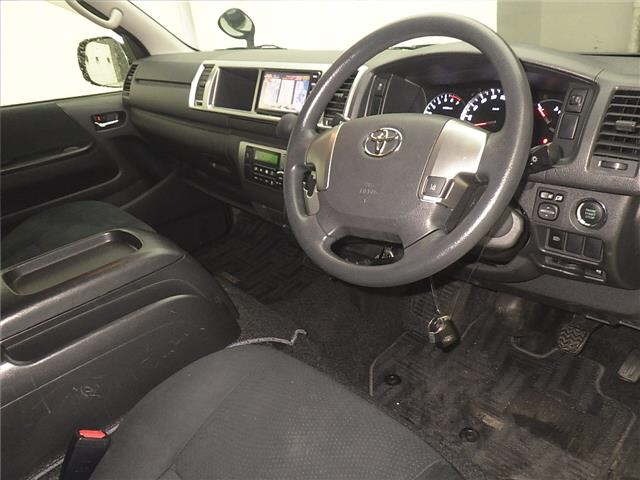 Toyota HIACE VAN 2019 7172245-3