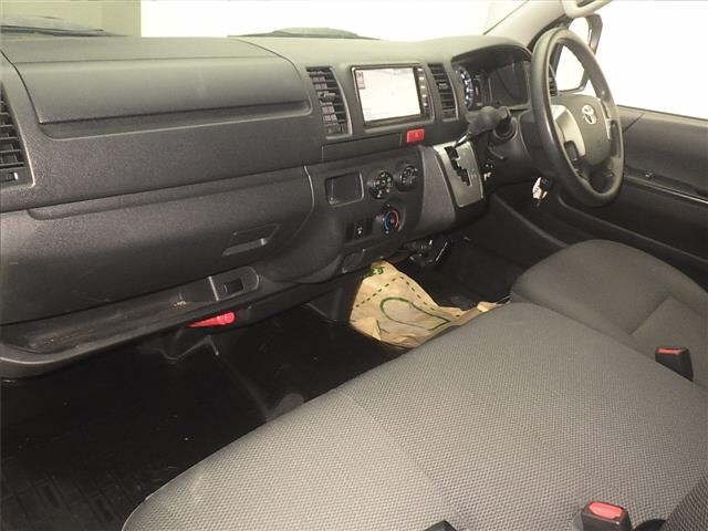 Toyota HIACE VAN 2023 7172967-4