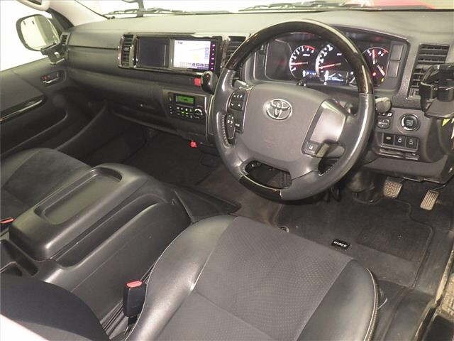 Toyota HIACE VAN 2018 7172988-3